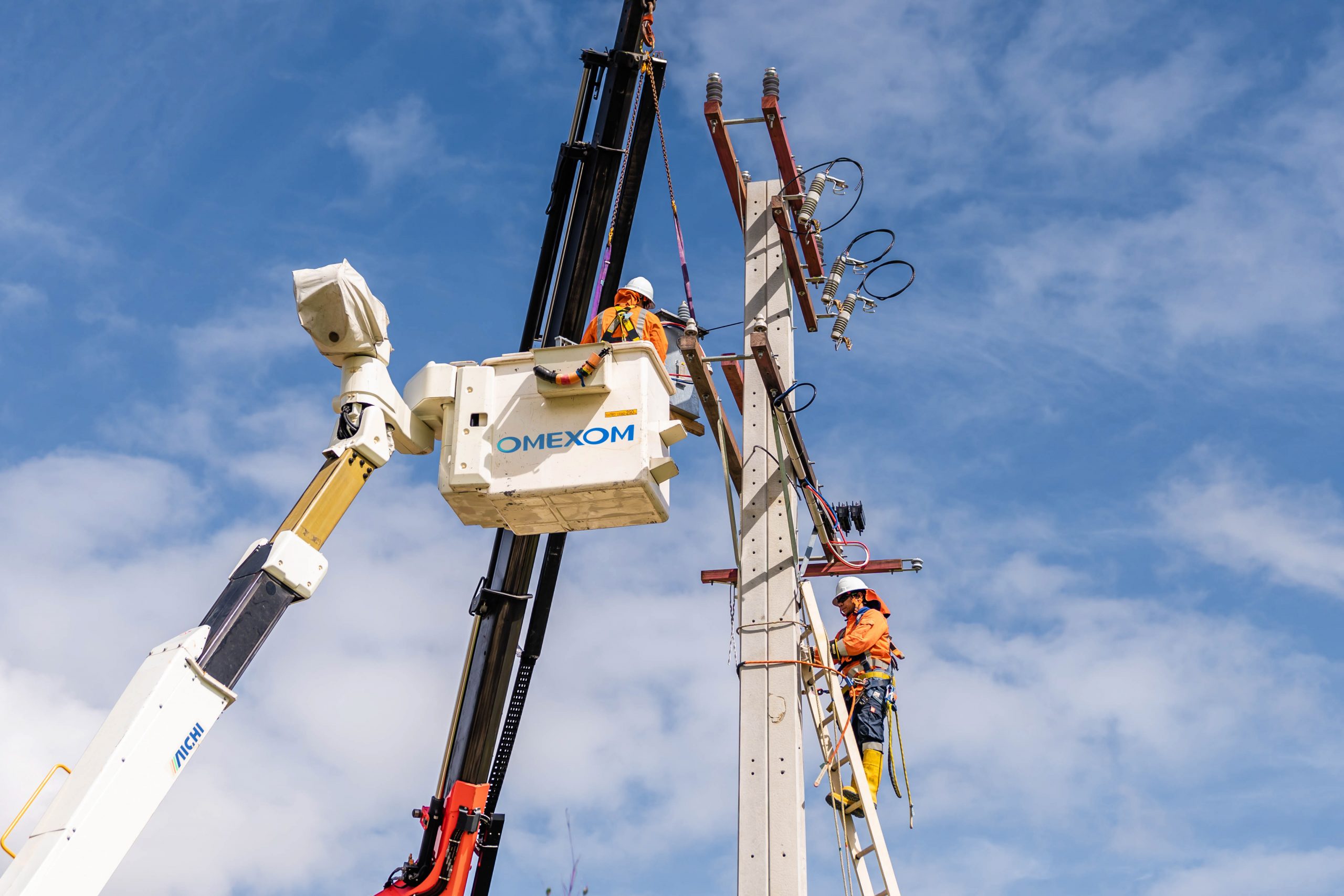 OMXNZ EWP pole